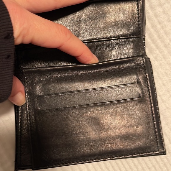 Authentic Chanel patten leather wallet - Picture 12 of 16